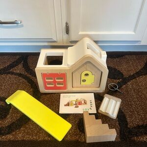 NEW Lovevery Wooden House Toy with accessories